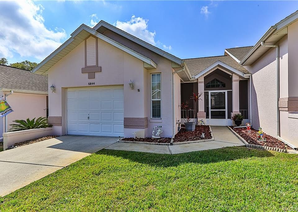 1st image of 6844 E Queensbury Ln