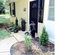 4104 Christianne Ct, Saint Louis, MO 63116