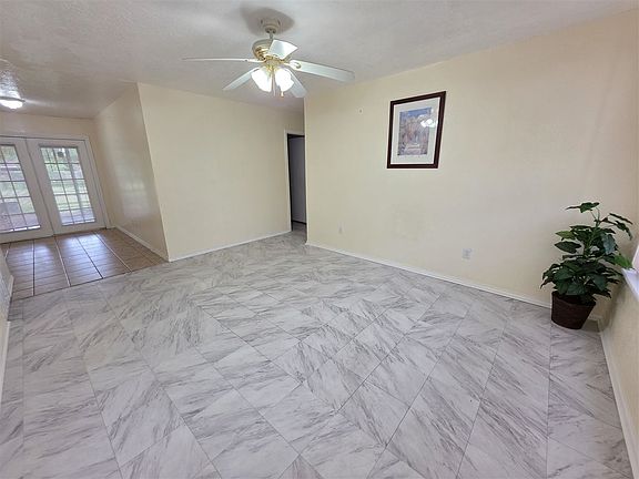 5th image of 6907 SW Forest Ave