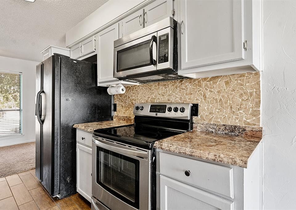 1st image of 849 S Gun Barrel Ln APT F8