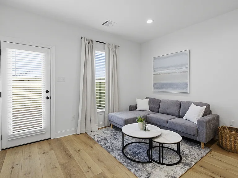 Camellia Grove Townhomes — Photo 20