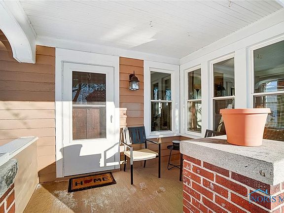 4th image of 824 Cory St #826