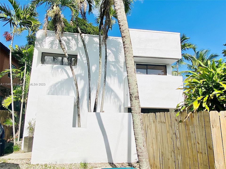 1st image of 3077 E Virginia St #3077