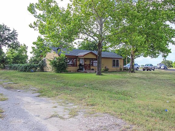 3rd image of 4703 S State Highway 36