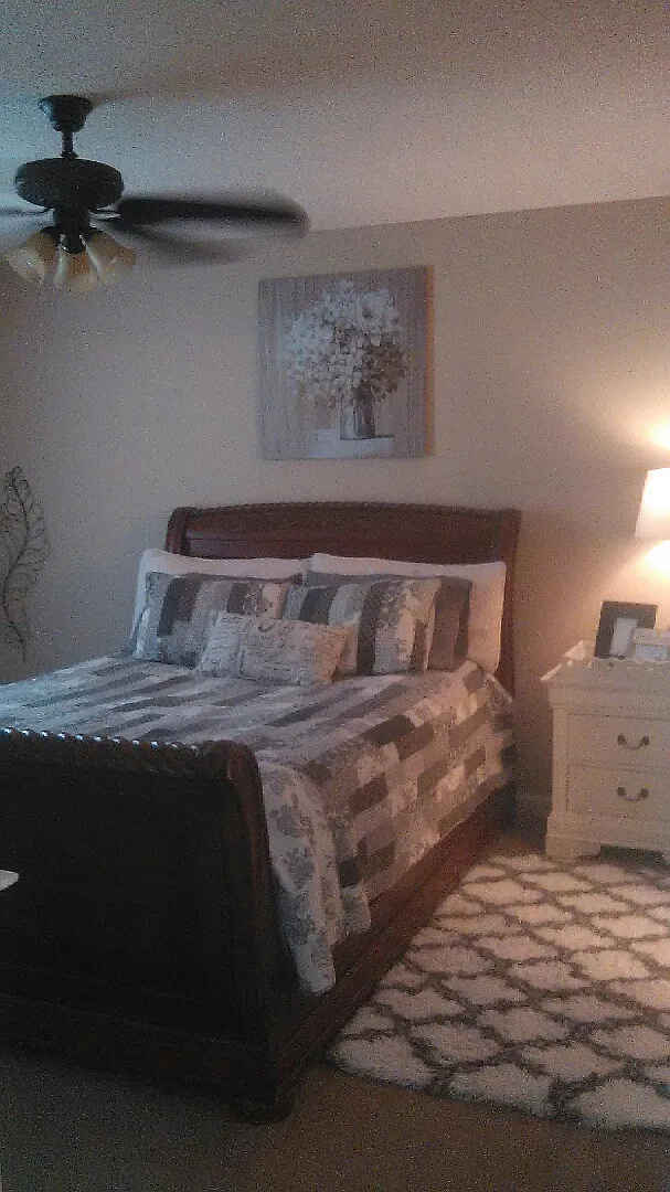 3 bed, 2.0 bath, $995 — Photo 4