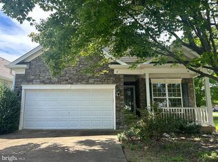 2 Sugargrove Dr, Fredericksburg, VA 22406