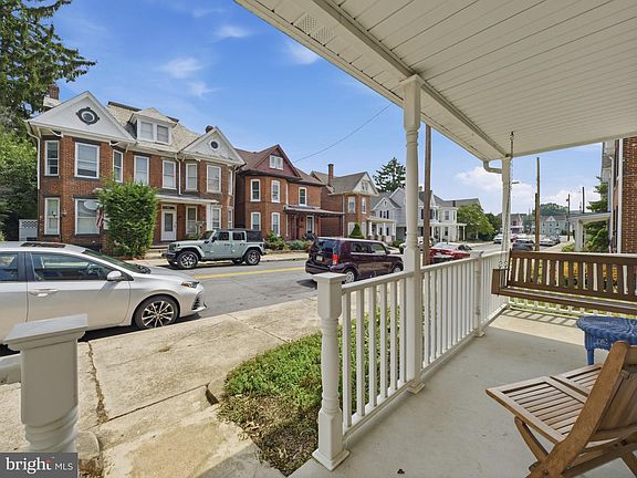 5th image of 134 Snider Ave