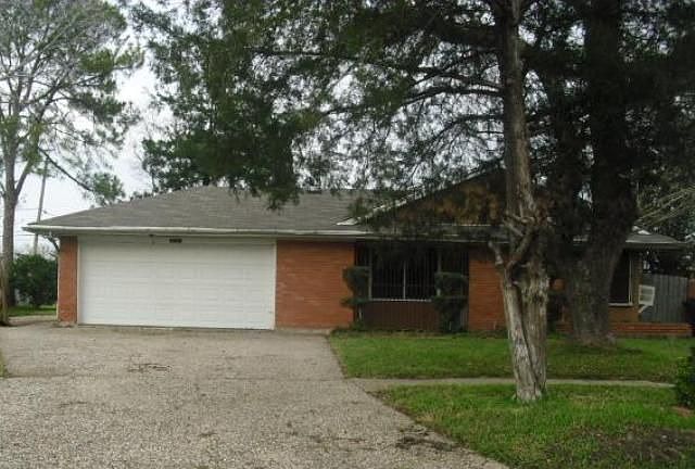 1st image of 11107 Hunkler Dr