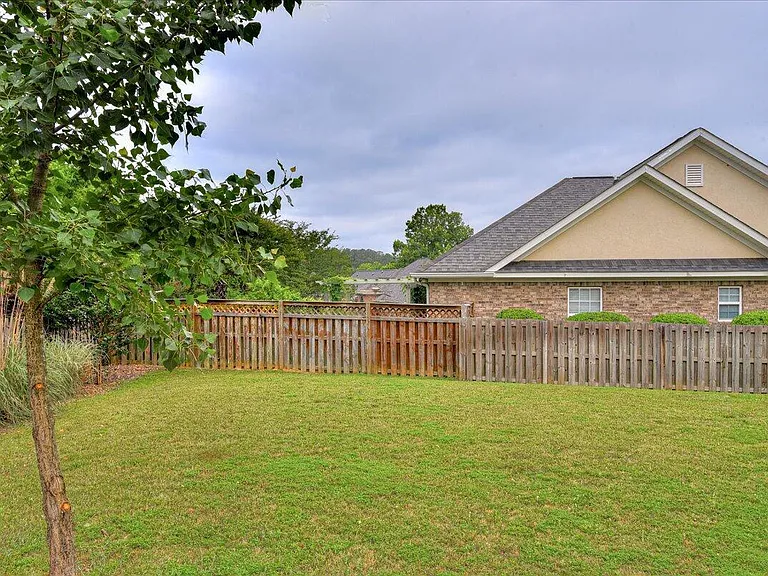 800 Cotswold Ct — Photo 31