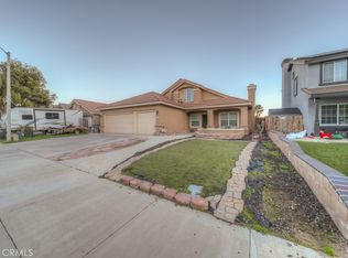 1036 Meadowlake Ln, Lake Elsinore, CA 92530