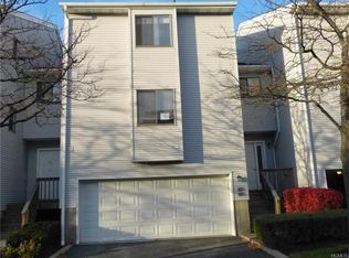 62 Chester Ln, Nanuet, NY 10954
