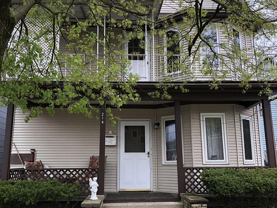 1st image of 214 Sanilac St #2