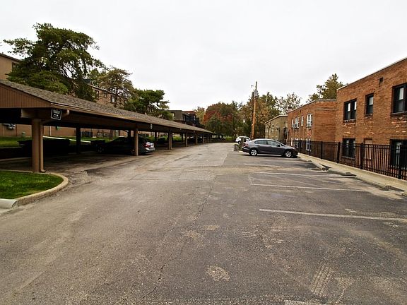 3rd image of 4533 Holly St APT 2