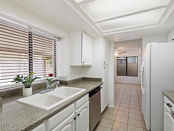 4th image of 3337 E WESCOTT Drive