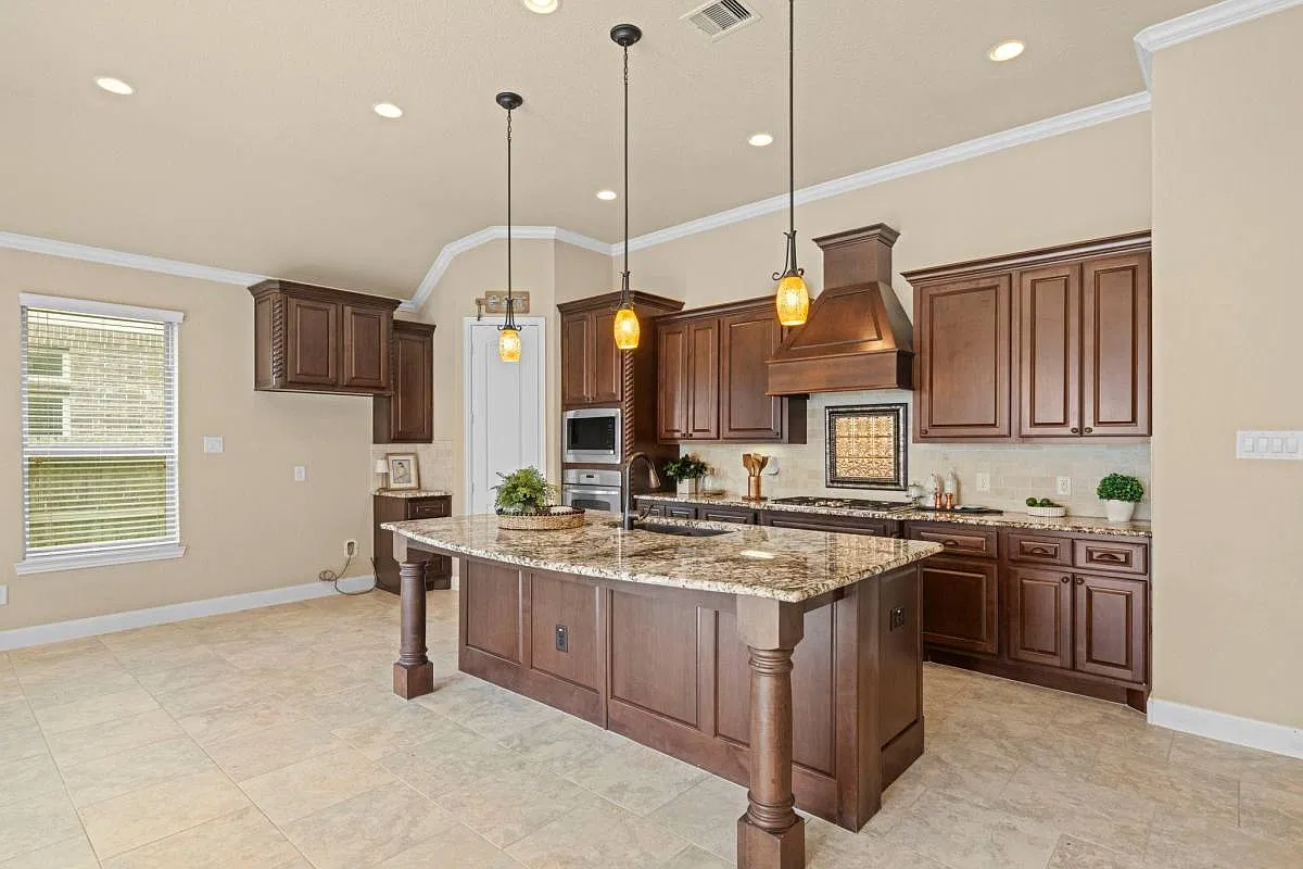 12542 Charter Mill Lane in Cypress, TX 77433 — Photo 3