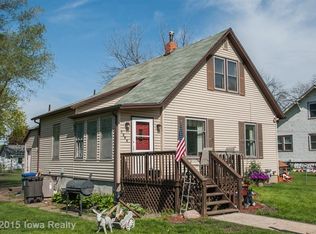 1826 Searle St, Des Moines, IA 50317