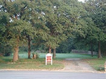 1st image of 1540 Post Oak Trl
