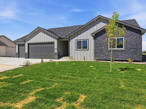2nd image of 6570 Meadow Wind Way