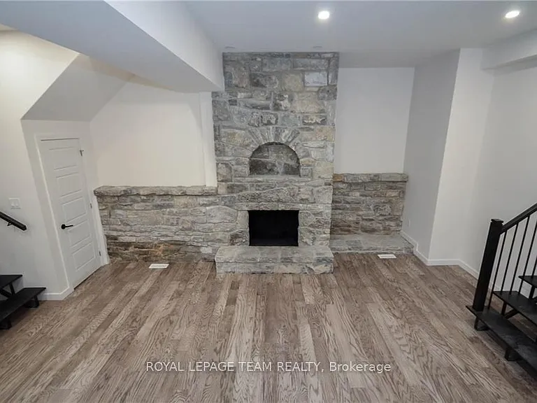 177 Cathcart St #A — Photo 4