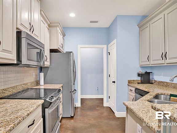 3rd image of 9536 Sanibel Loop