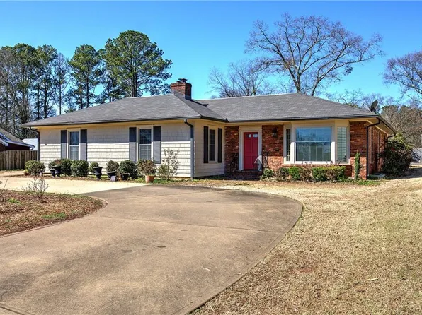 47 Arrowhead Dr, Cartersville, GA 30120