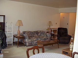 1st image of 830 Howard Ave APT 2B