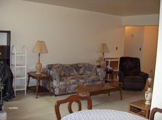 830 Howard Ave APT 2B, Staten Island, NY