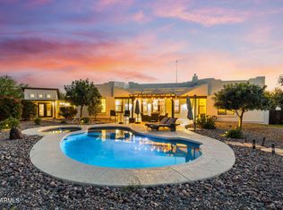 420 W Adamanda Dr, Phoenix, AZ 85086