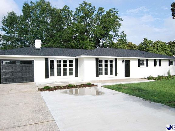 3rd image of 504 Gandy Dr