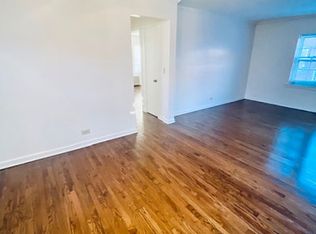 622 Hull Ter #1W, Evanston, IL 60202