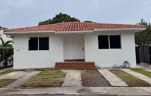 2803 SW 26th St #B Photo 1 2803 SW 26th St #B Photo 1