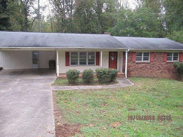 1st image of 904 Surry Dr