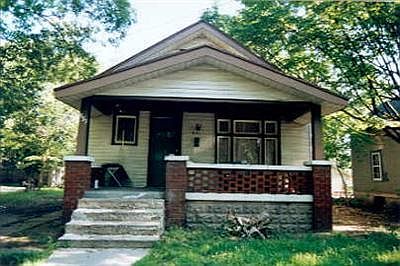 1st image of 851 Gibson Pl SE