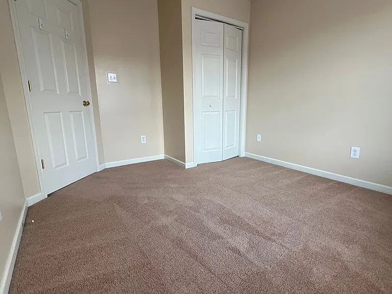 2620 E Oaklawn Ct — Photo 20