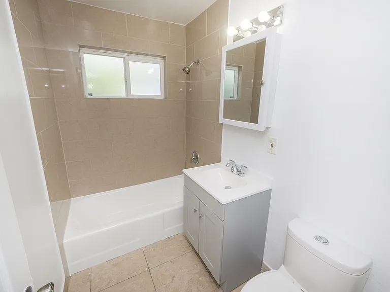 3532-3542 Bancroft Dr — Photo 29
