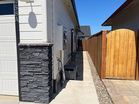 4th image of 2958 NW 15th Way #A