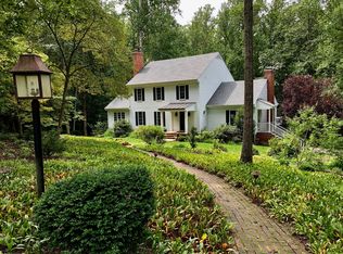 888 Broomley Rd, Charlottesville, VA 22901