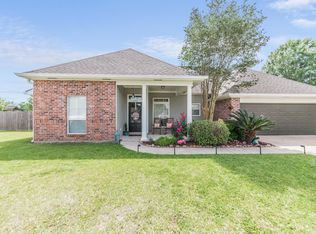 154 Windermere Cir, Youngsville, LA 70592