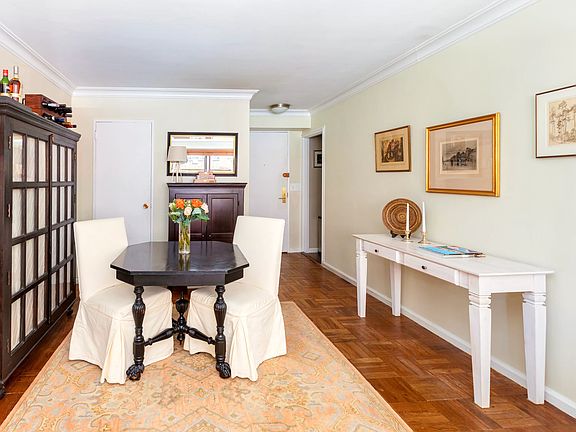 2nd image of 200 E 74th St APT 3G