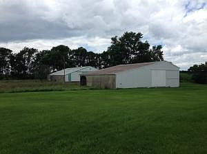 2nd image of 3925 Briggs Woods Rd