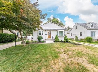 3404 W 231st St, North Olmsted, OH 44070