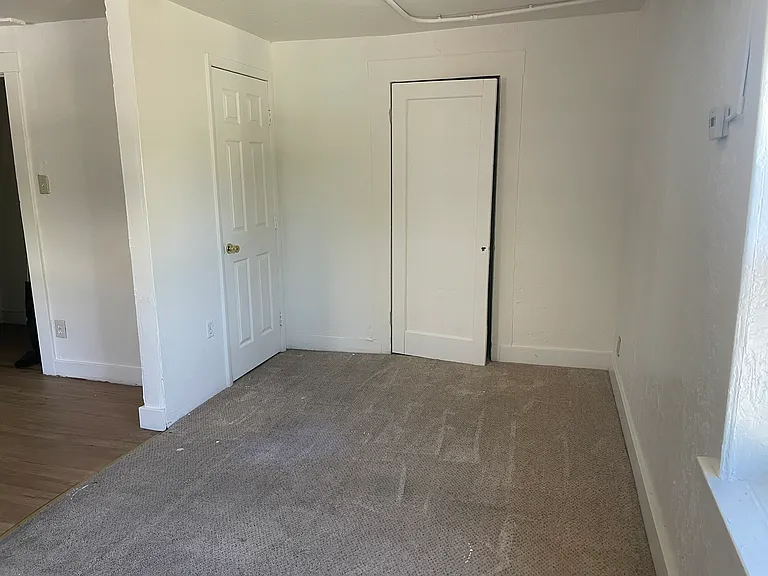 547 Ralston St #4 — Photo 8