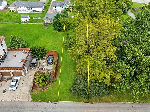 2nd image of Geneva Ave