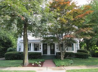 806 Watertown St, West Newton, MA 02465