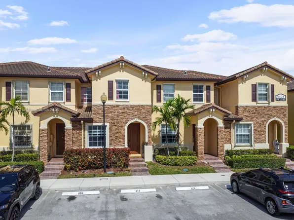 9105 SW 227th St Unit 8, Cutler Bay, FL 33190