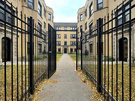 3rd image of 7317 S East End Ave APT 3E