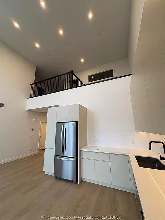 3 bed, 2.5 bath, 1600 sqft, $2,750 — Photo 4