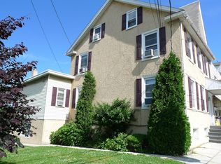 164 S Main St APT 1, Nazareth, PA 18064