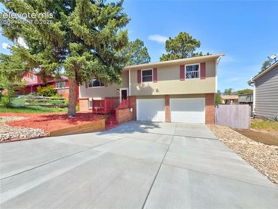 6530 Brook Park Dr, Colorado Springs, CO, 80918
