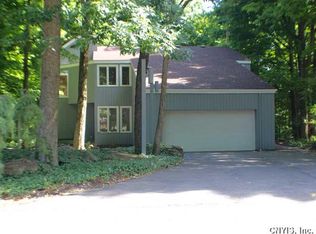 7277 Wakefield Dr, Fayetteville, NY 13066